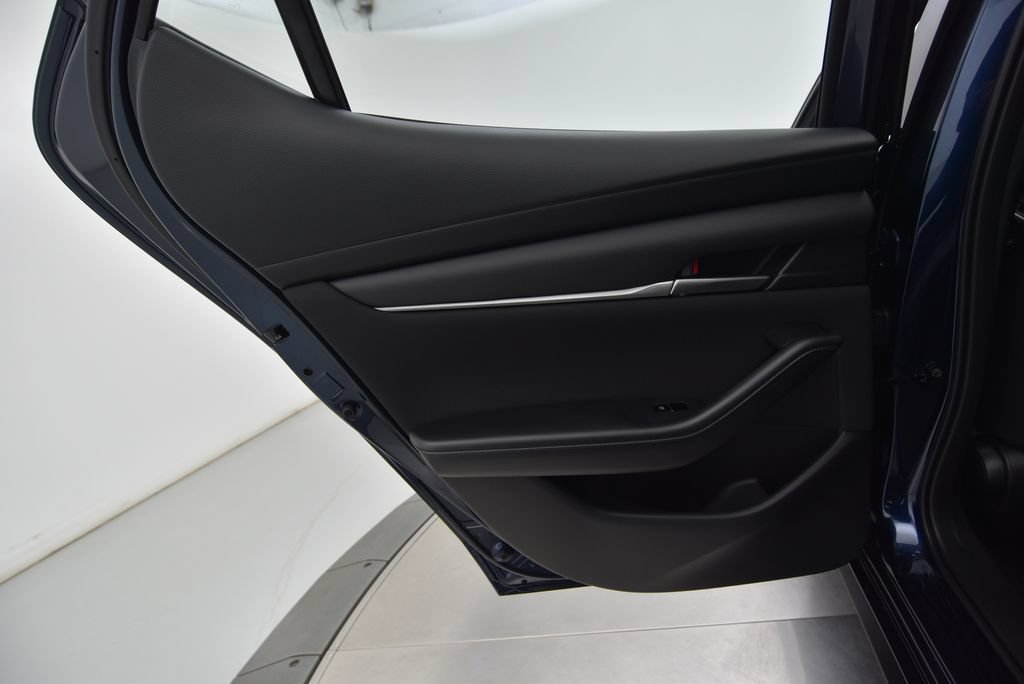 New 2026 MAZDA MAZDA3 s FWD image 31