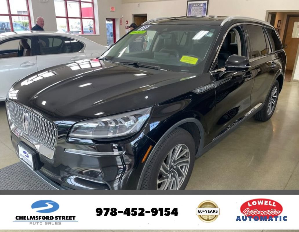 Used 2023 Lincoln Aviator AWD image 1