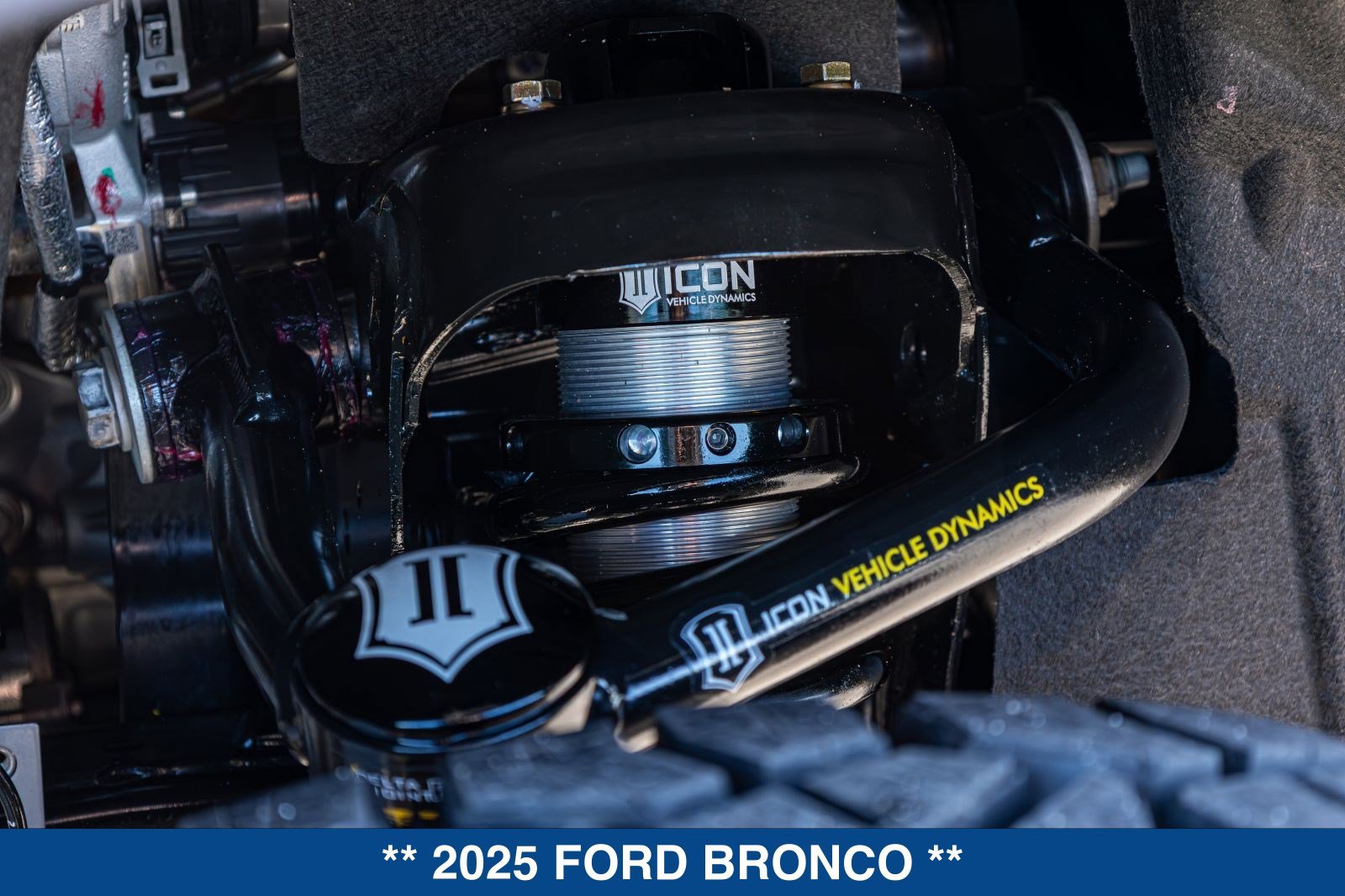 New 2025 Ford Bronco Badlands AWD/4WD image 22