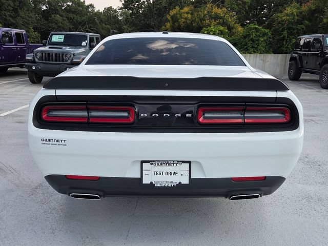 Used 2023 Dodge Challenger SXT RWD image 7