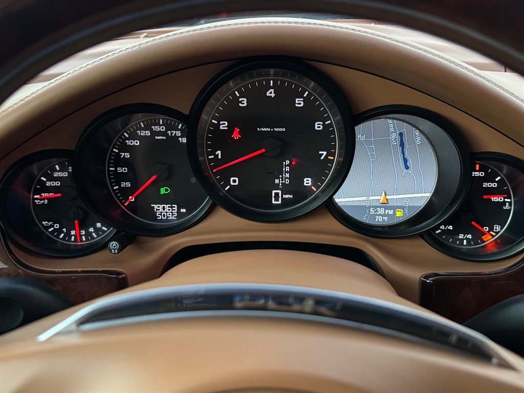 Used 2012 Porsche Panamera 4 AWD/4WD image 12