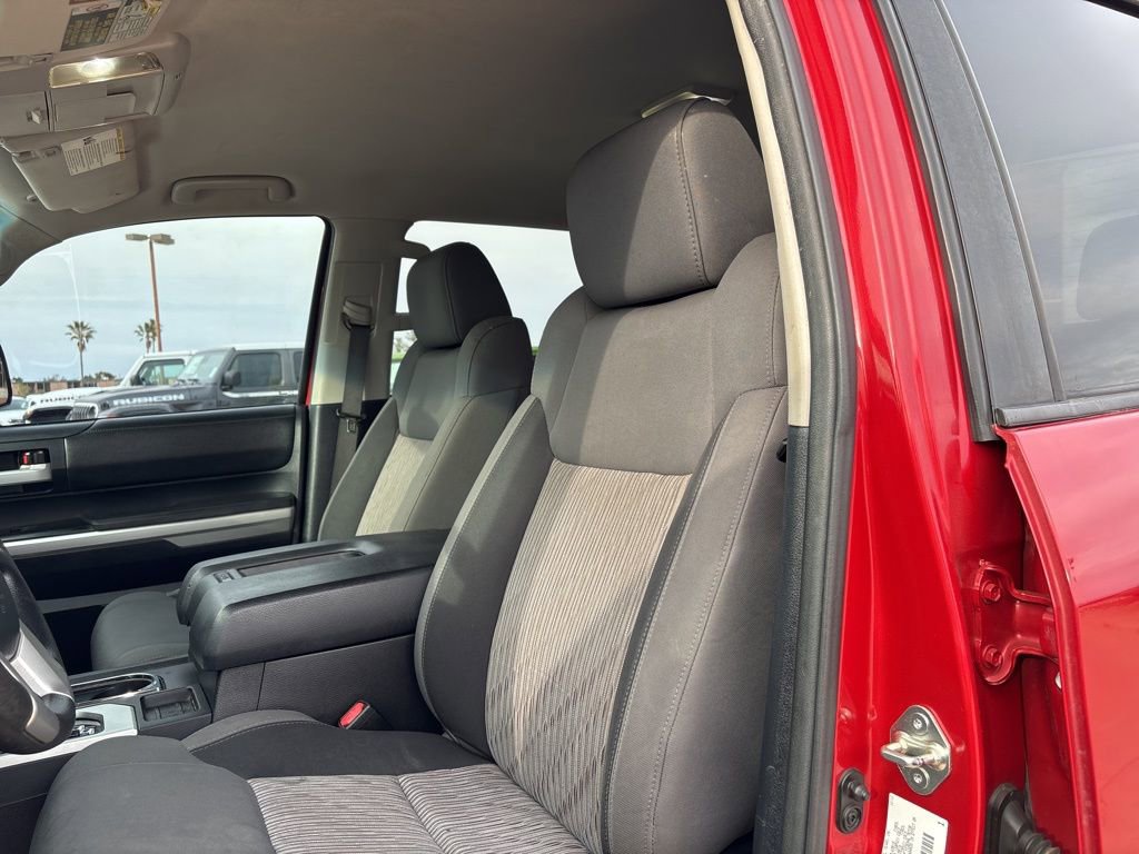 Used 2014 Toyota Tundra SR5 w/ SR5 Upgrade Package AWD/4WD image 14
