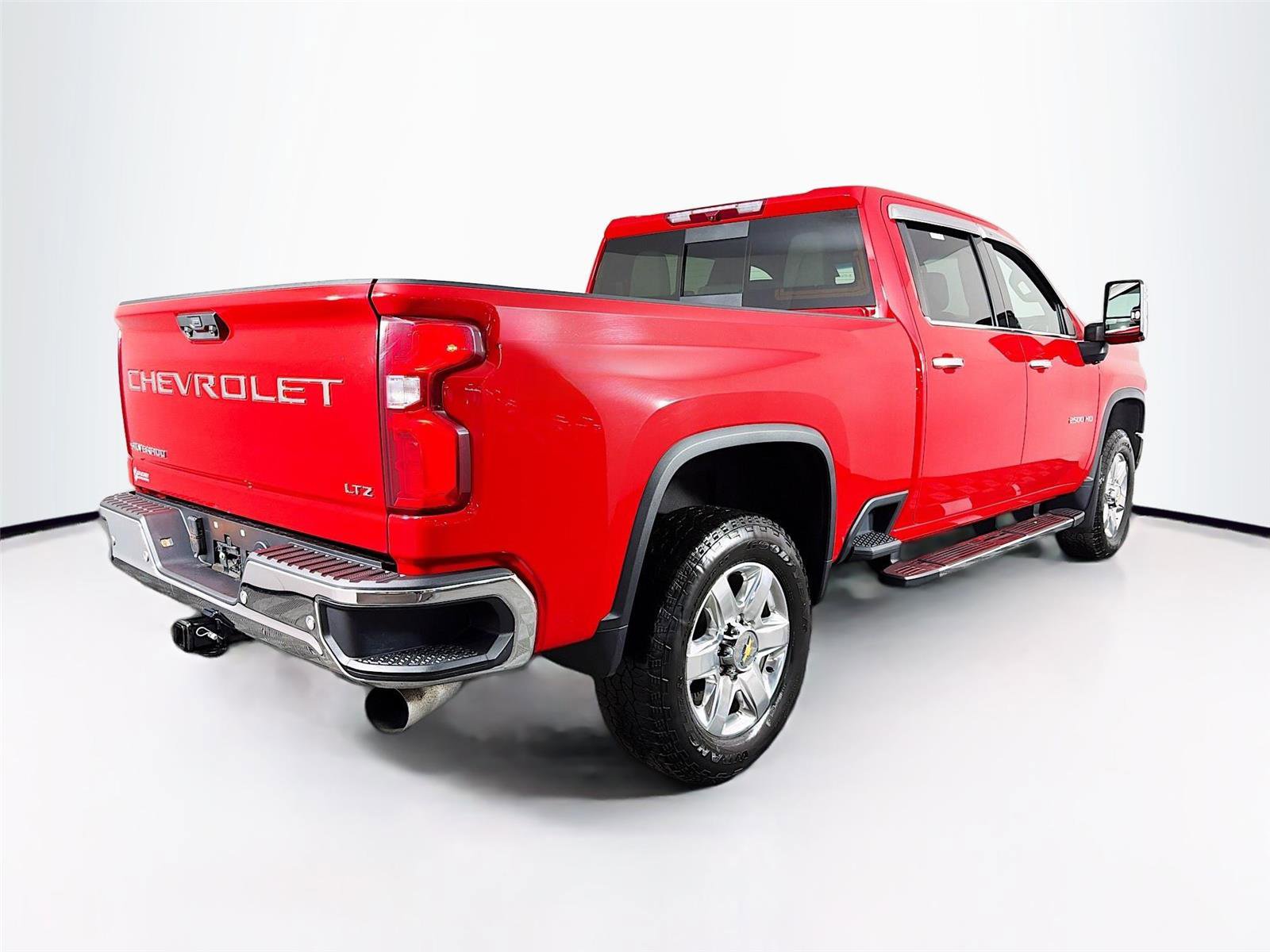 Used 2023 Chevrolet Silverado 2500 LTZ w/ LTZ Plus Package AWD/4WD image 7