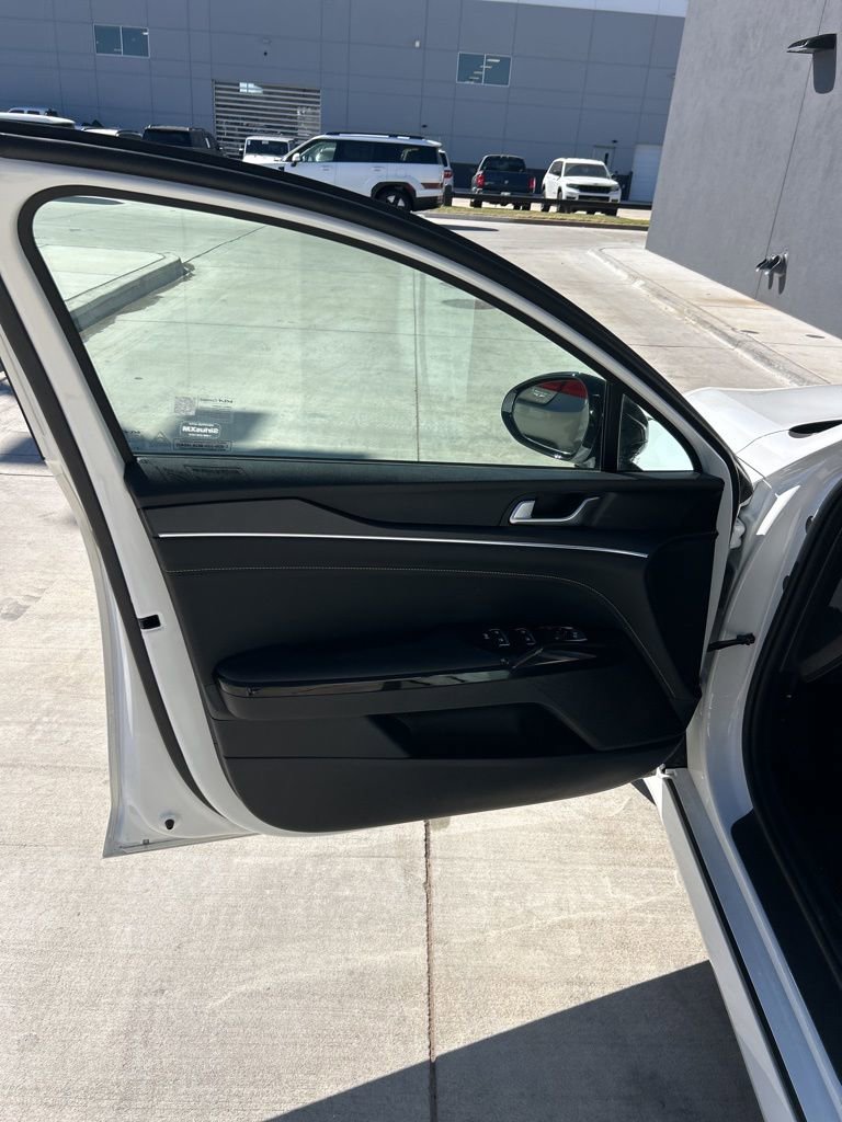 Used 2026 Kia K5 GT image 6