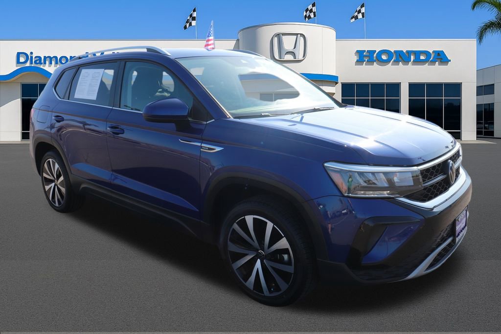 Used 2024 Volkswagen Taos SE