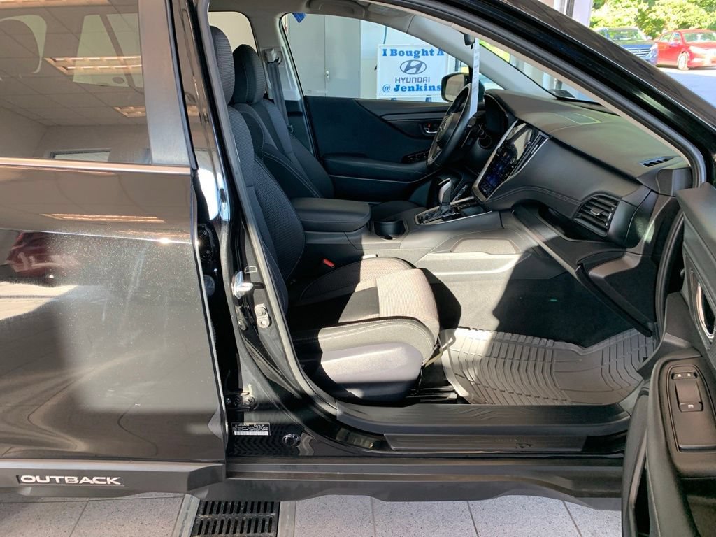 Certified 2023 Subaru Outback Premium AWD/4WD image 20