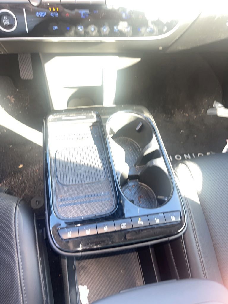 Used 2025 Hyundai Ioniq 5 Limited image 7