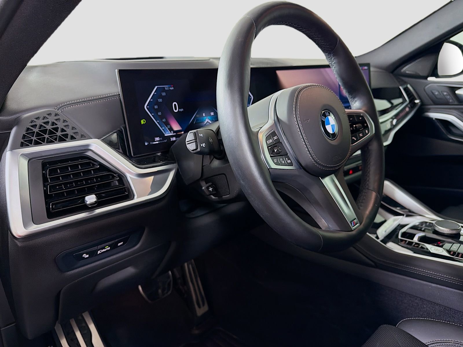 Used 2024 BMW X6 xDrive40i w/ Premium Package AWD/4WD image 10