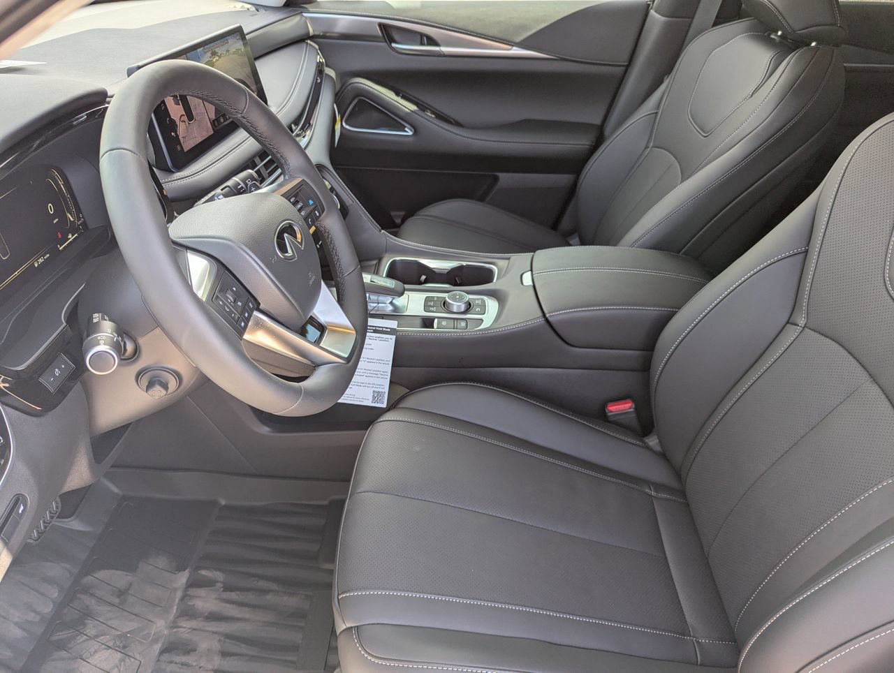 New 2026 INFINITI QX60 Luxe w/ Cargo Package FWD image 12