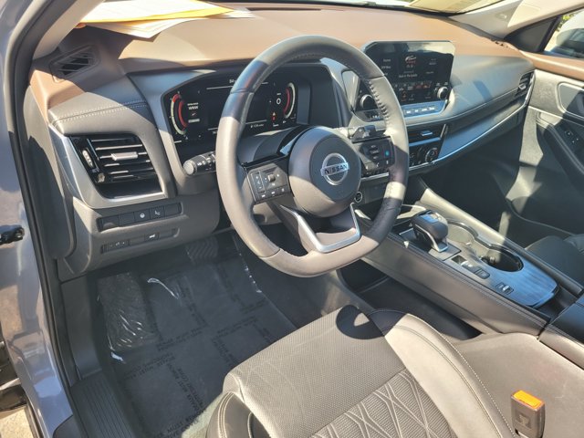 Certified 2021 Nissan Rogue Platinum FWD image 12