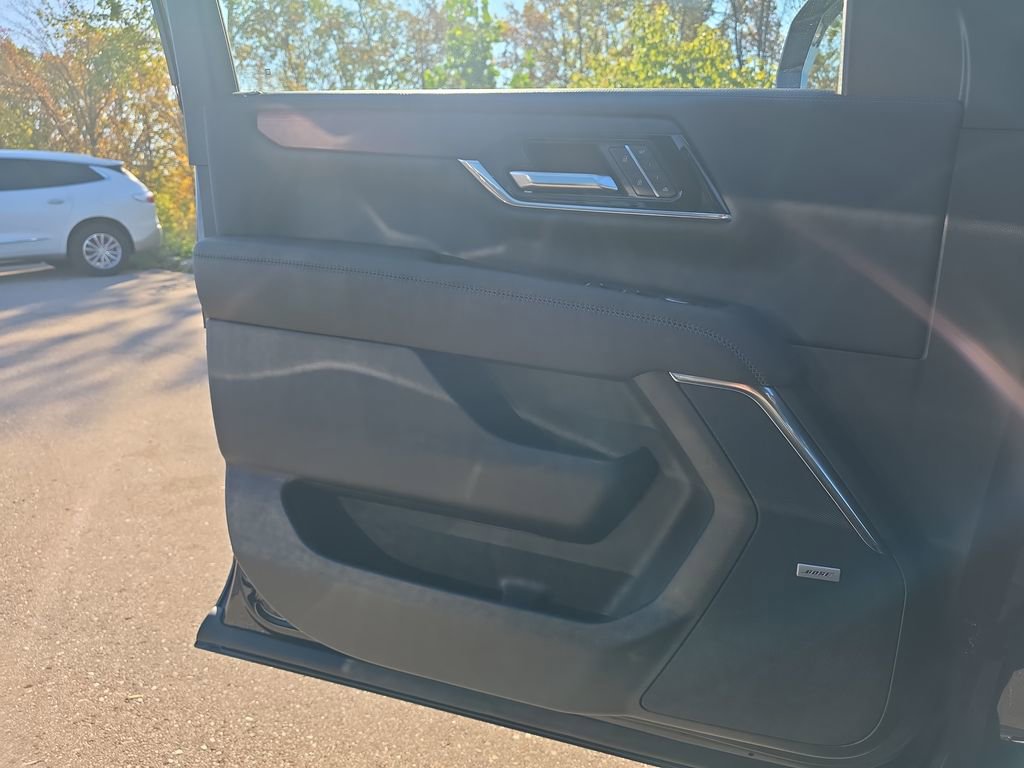 New 2026 GMC Yukon XL Denali w/ LPO, Floor Liner Package AWD/4WD image 28