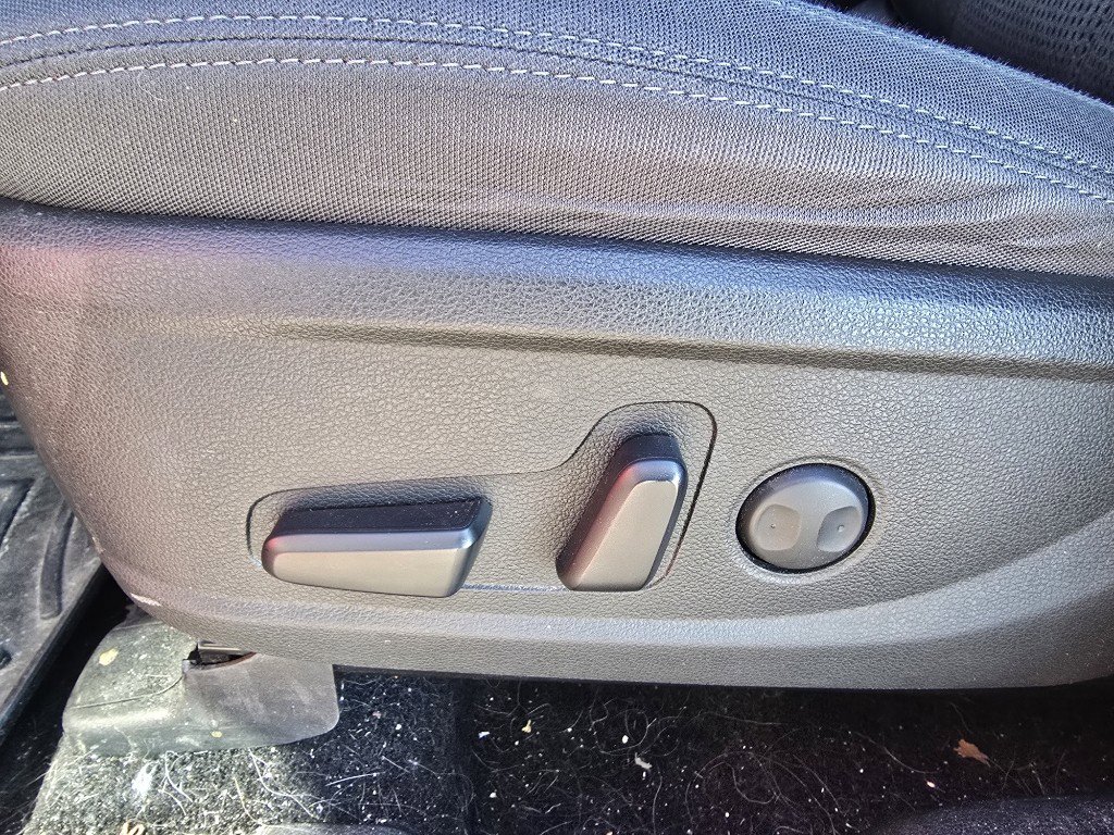 Used 2022 Hyundai Santa Fe XRT image 16