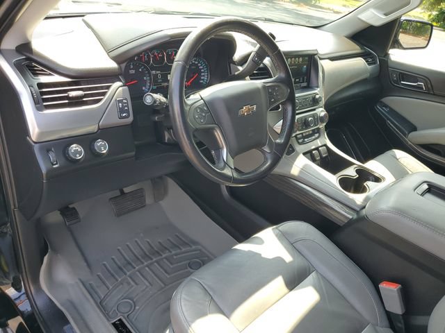 Used 2020 Chevrolet Suburban LT AWD/4WD image 18