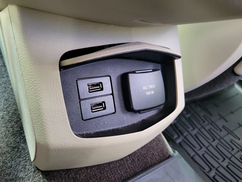 Used 2017 Lincoln MKZ Reserve w/ Luxury Package FWD image 19