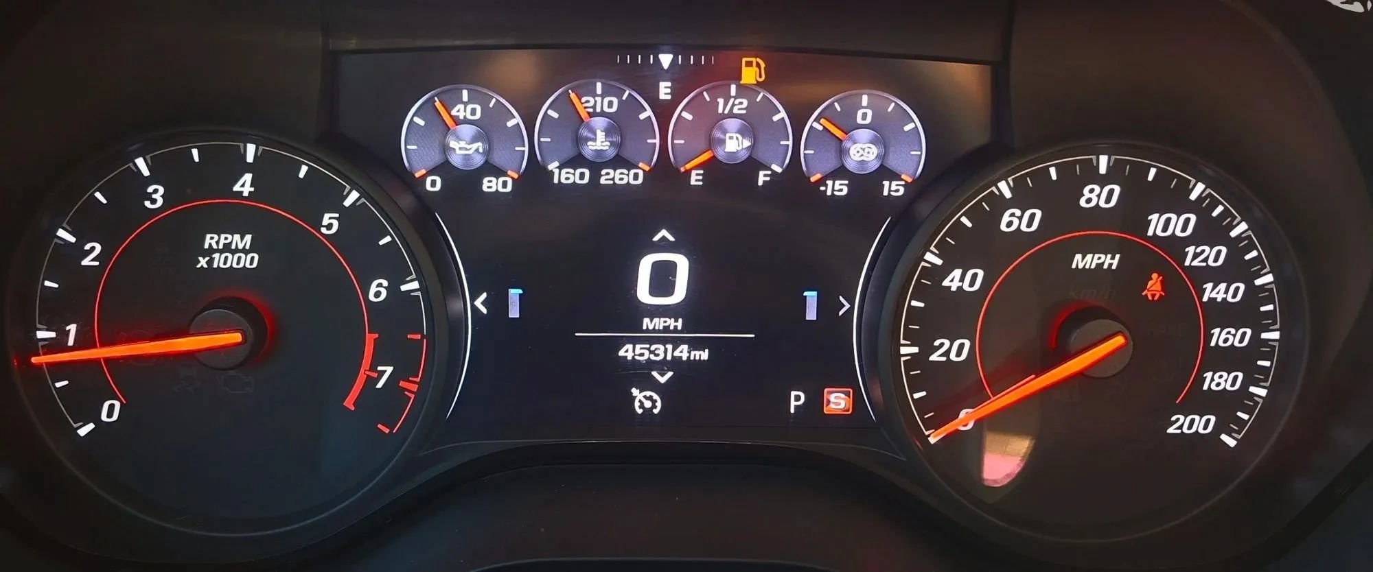 Used 2019 Chevrolet Camaro ZL1 RWD image 15