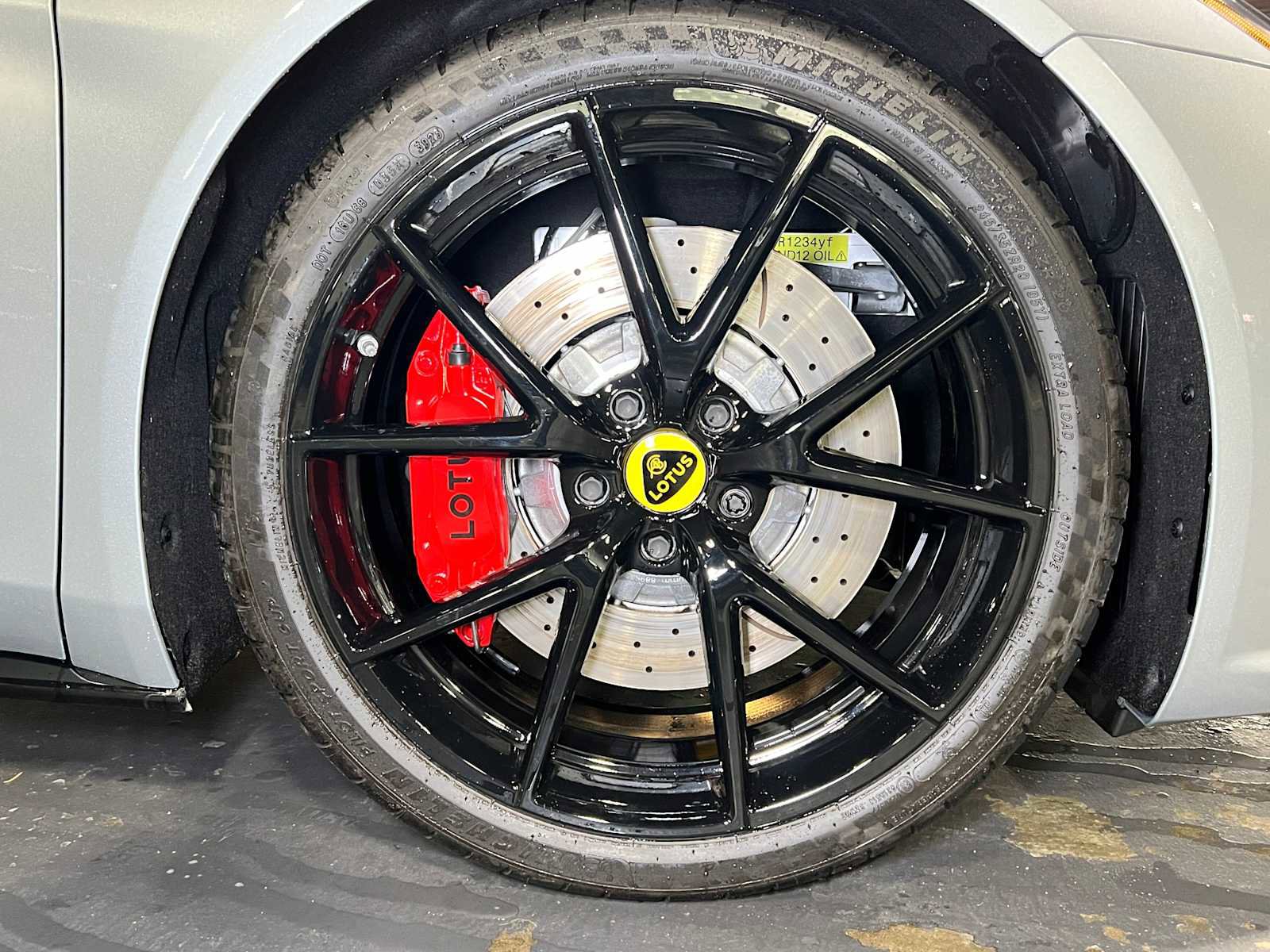 Used 2024 Lotus Emira First Edition image 9