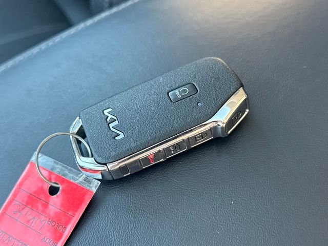 Used 2022 Kia Telluride EX w/ EX Premium Package image 29