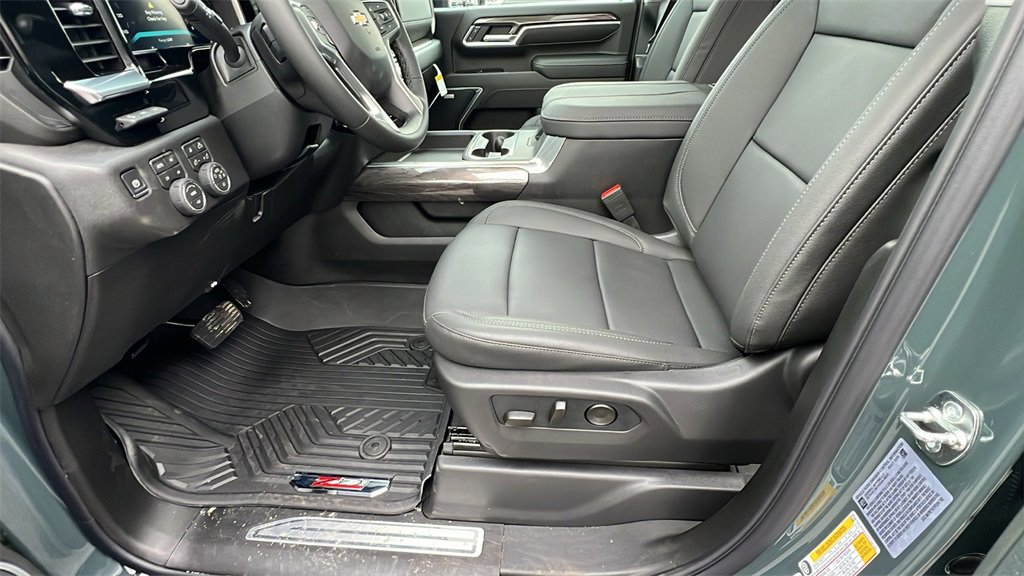 New 2026 Chevrolet Silverado 2500 LTZ w/ LTZ Convenience Package image 13