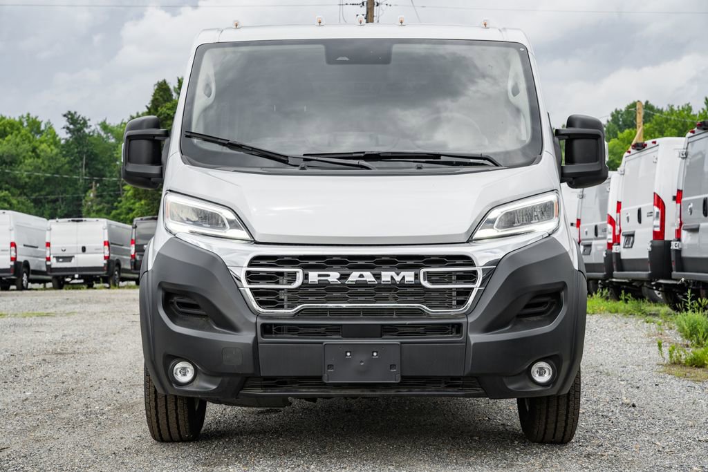 New 2025 RAM ProMaster 2500 w/ Quick Order Package 22G SLT image 2