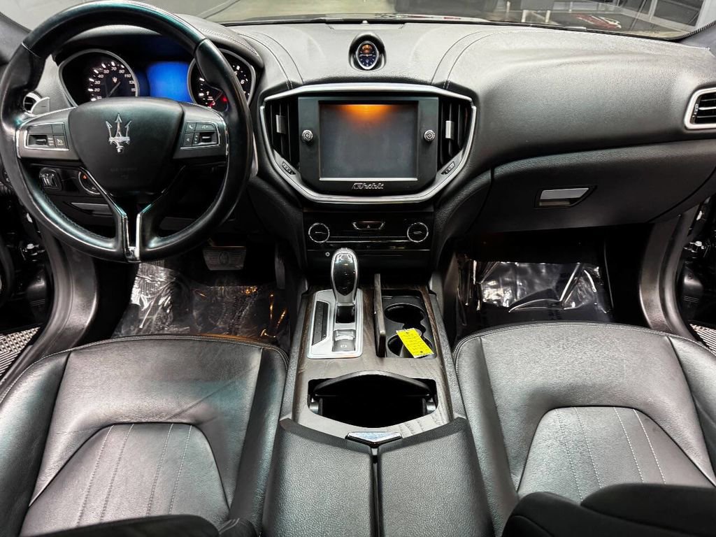 Used 2016 Maserati Ghibli S RWD image 40