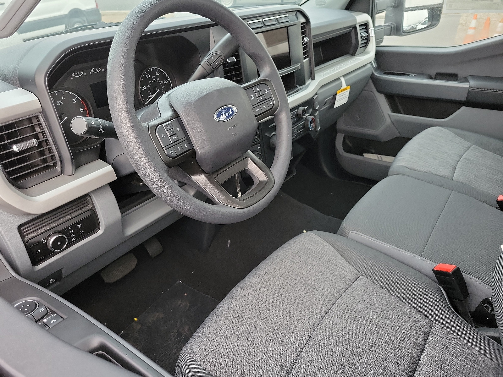 New 2023 Ford F350 XL w/ STX Appearance Package AWD/4WD image 3