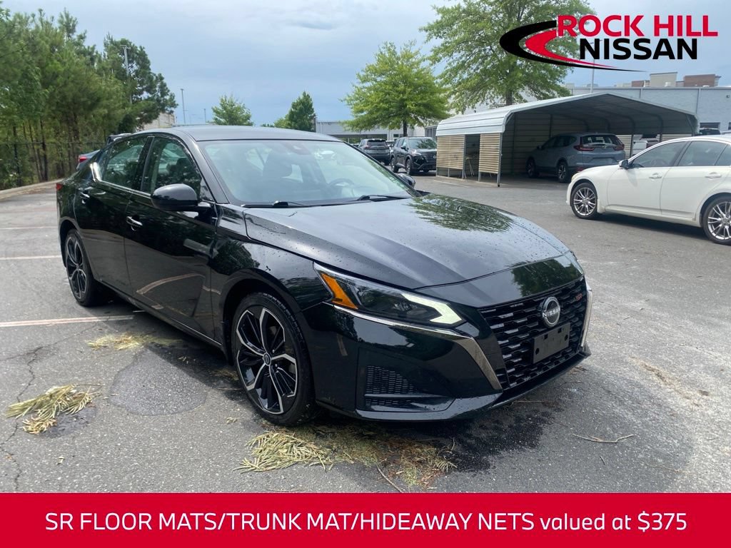 Certified 2024 Nissan Altima 2.5 SR AWD/4WD image 1