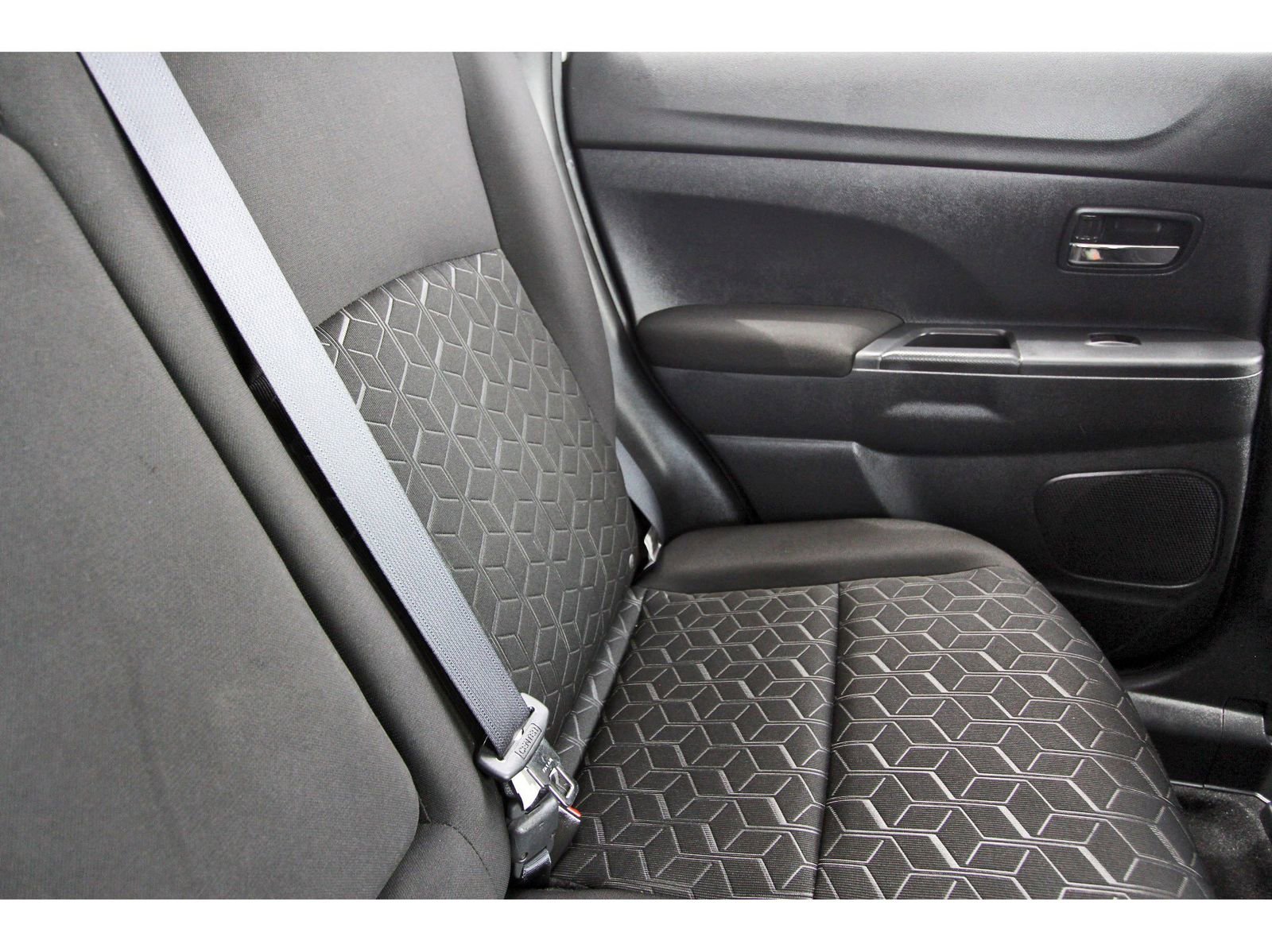 Used 2022 Mitsubishi Outlander Sport ES FWD image 15