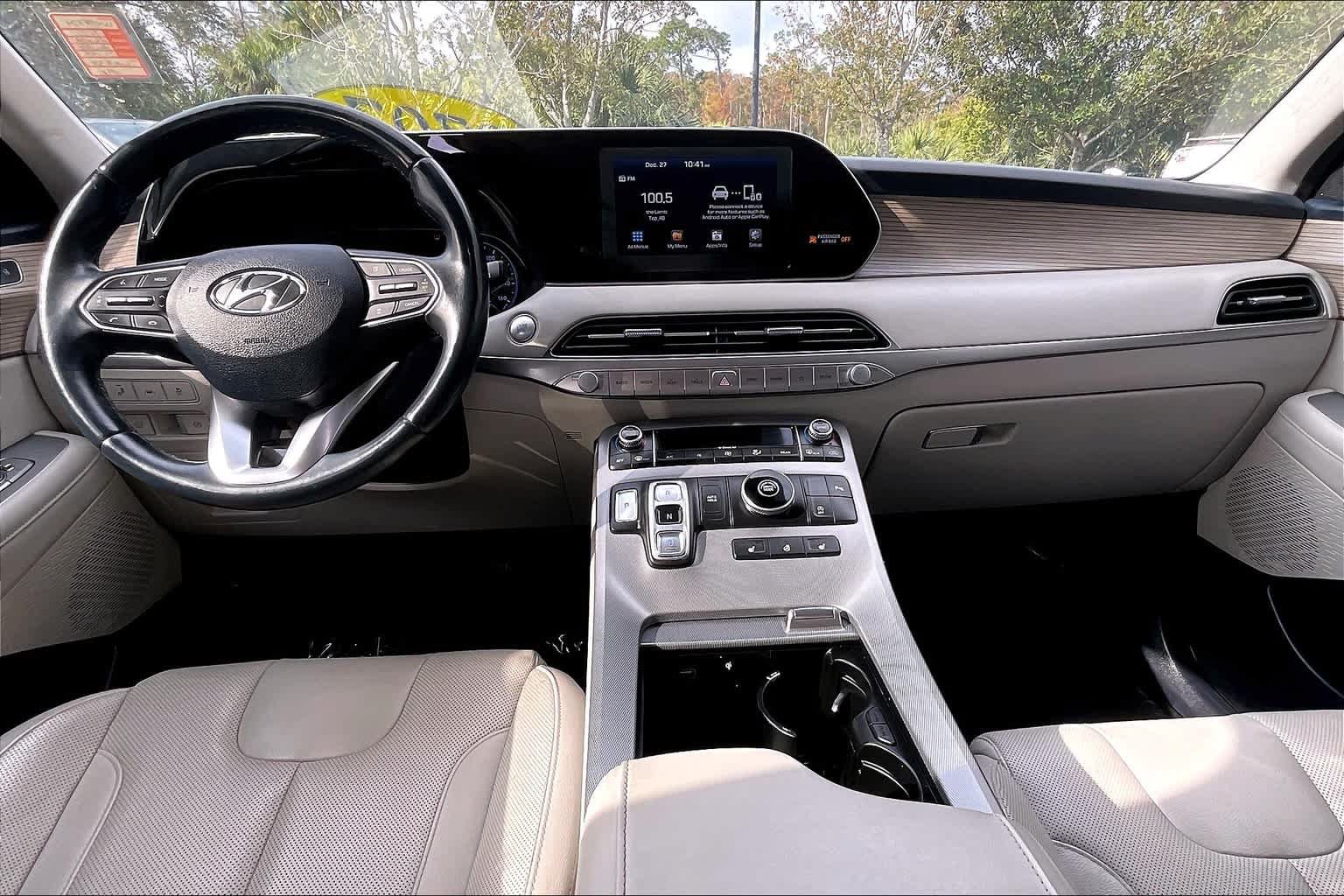 Used 2020 Hyundai Palisade SEL w/ Premium Package FWD image 16