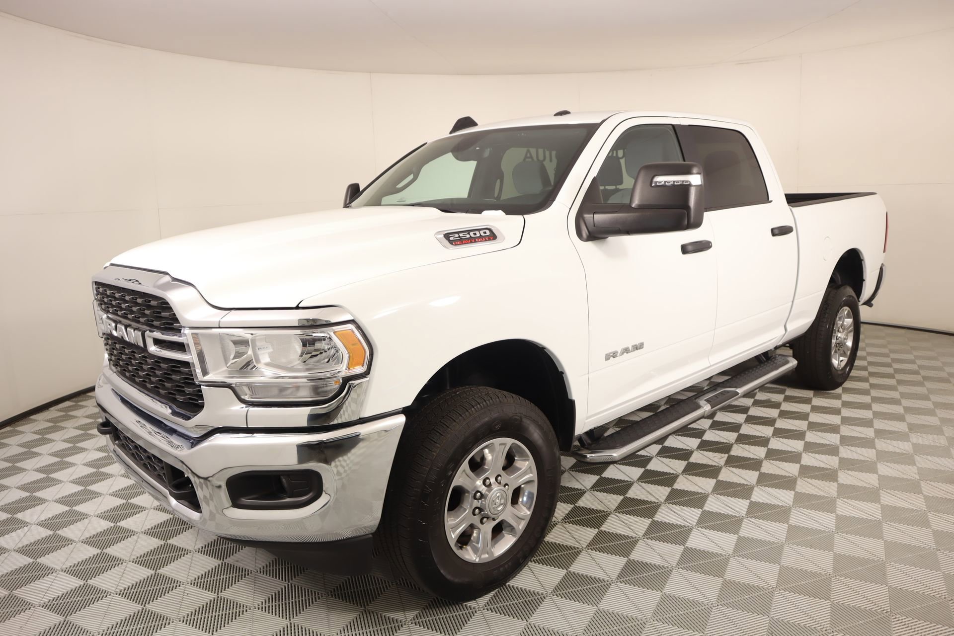 Used 2024 RAM 2500 Big Horn w/ Bed Utility Group image 9