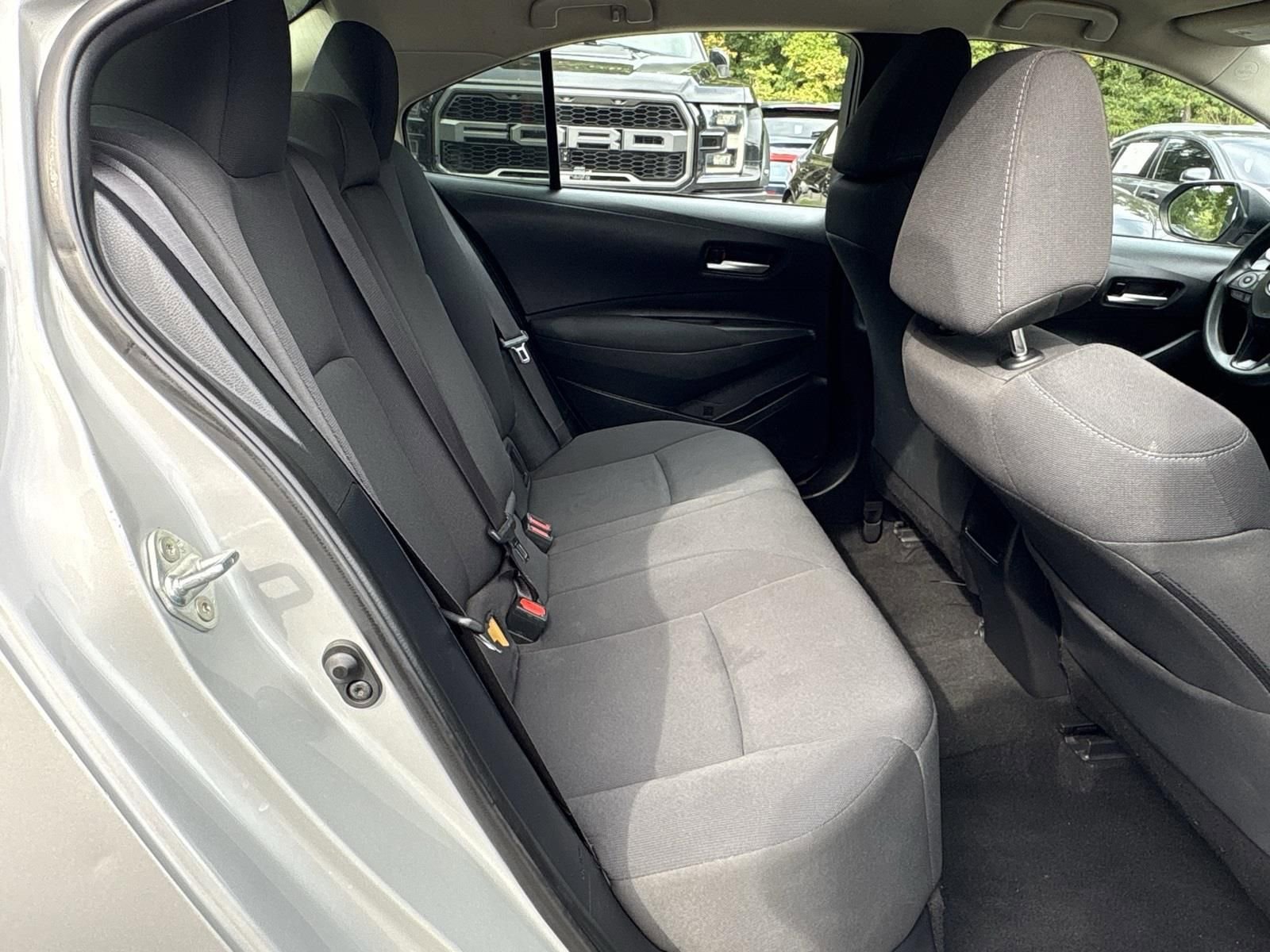 Used 2021 Toyota Corolla LE FWD image 20