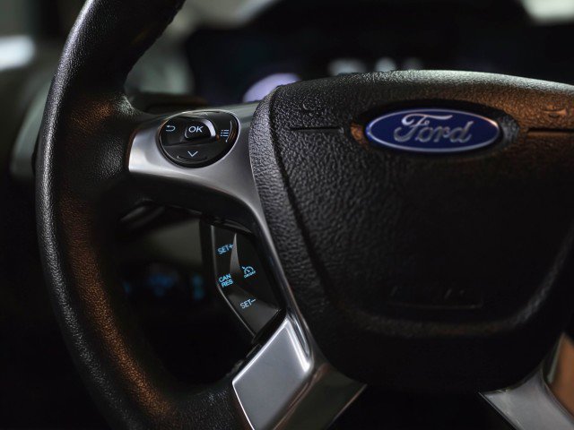 Used 2019 Ford Transit Connect XLT FWD image 17