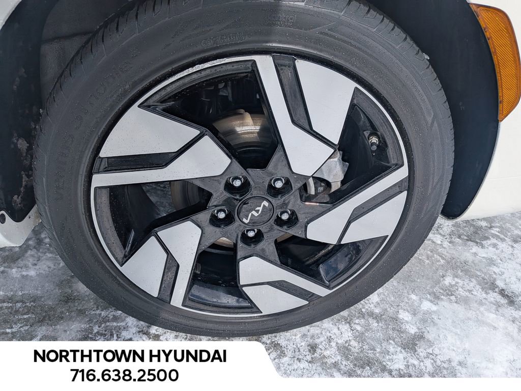 Used 2023 Kia Soul GT-Line image 46