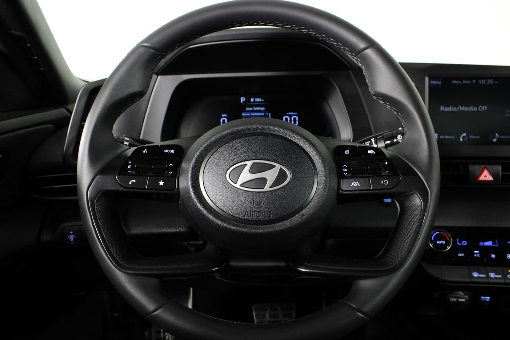 Used 2026 Hyundai Elantra Sport image 24