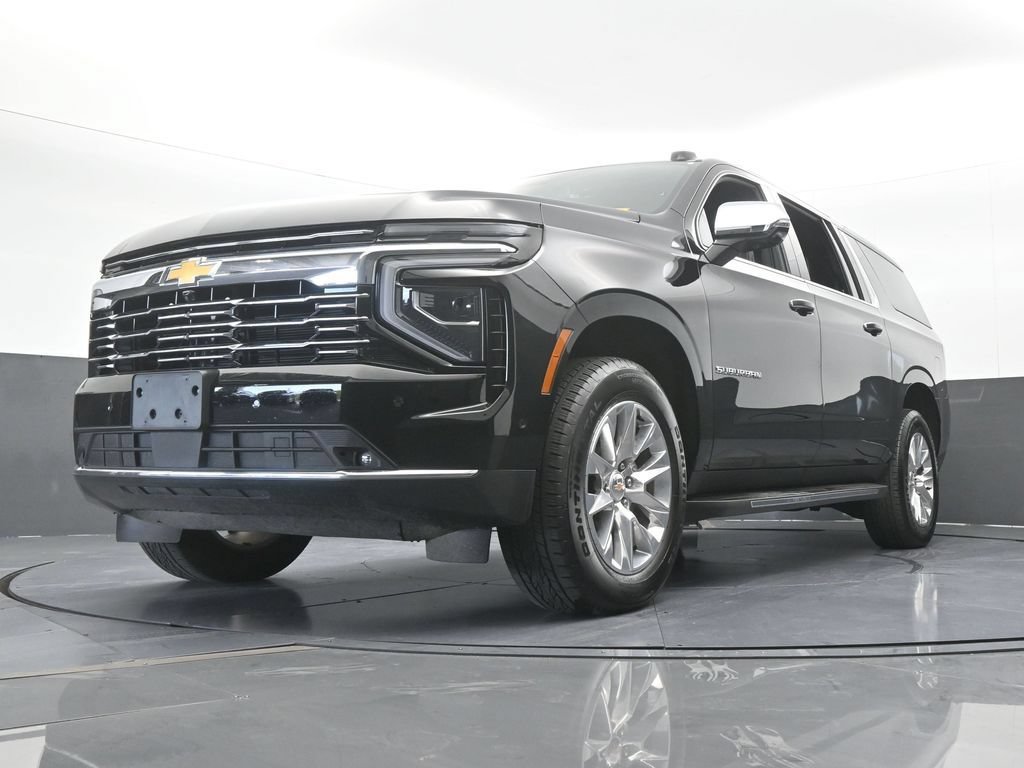 Used 2026 Chevrolet Suburban Premier AWD/4WD image 64