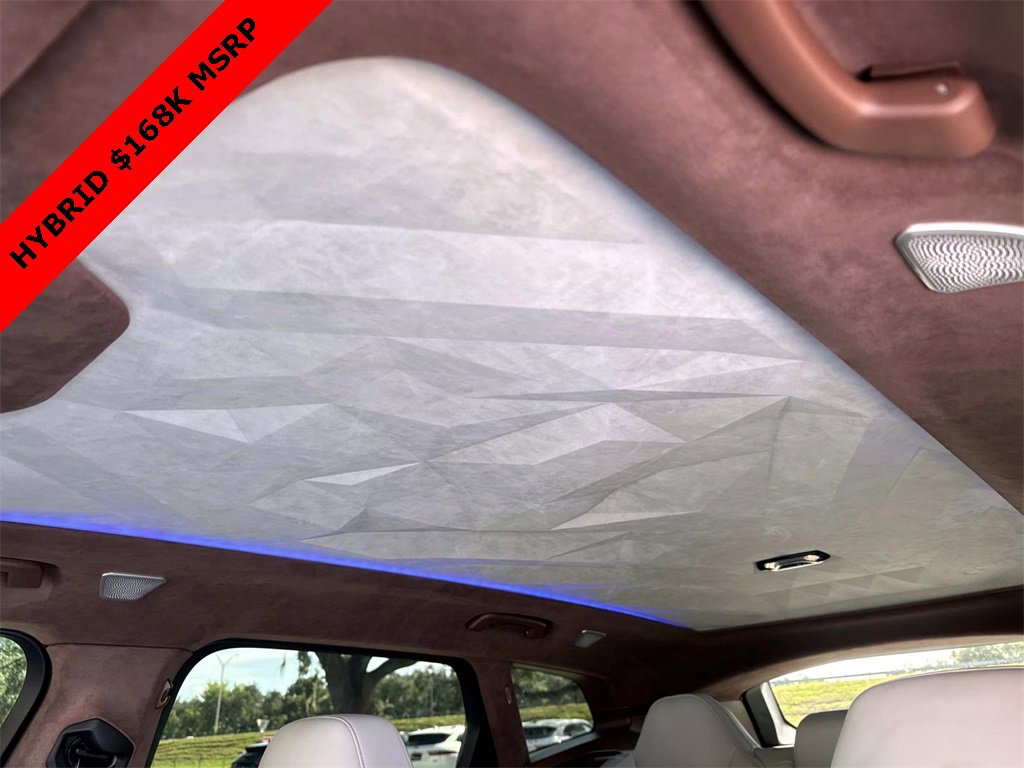 Used 2023 BMW XM image 21