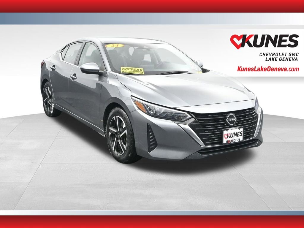 Used 2024 Nissan Sentra SV image 3