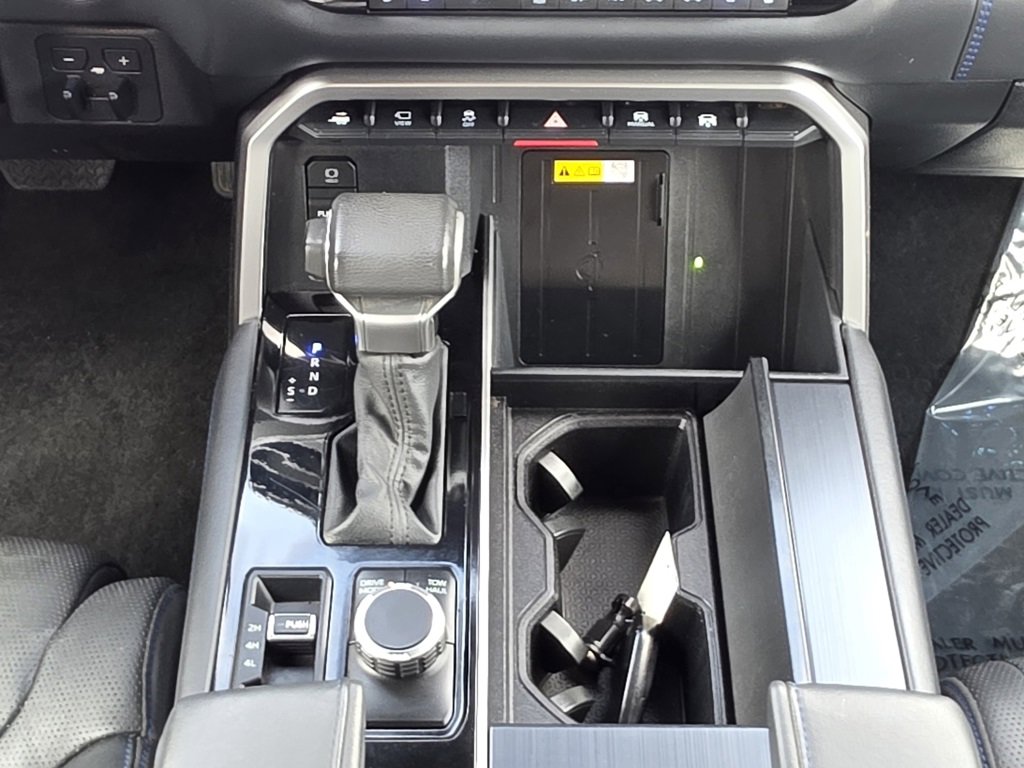 Used 2022 Toyota Tundra Platinum image 25