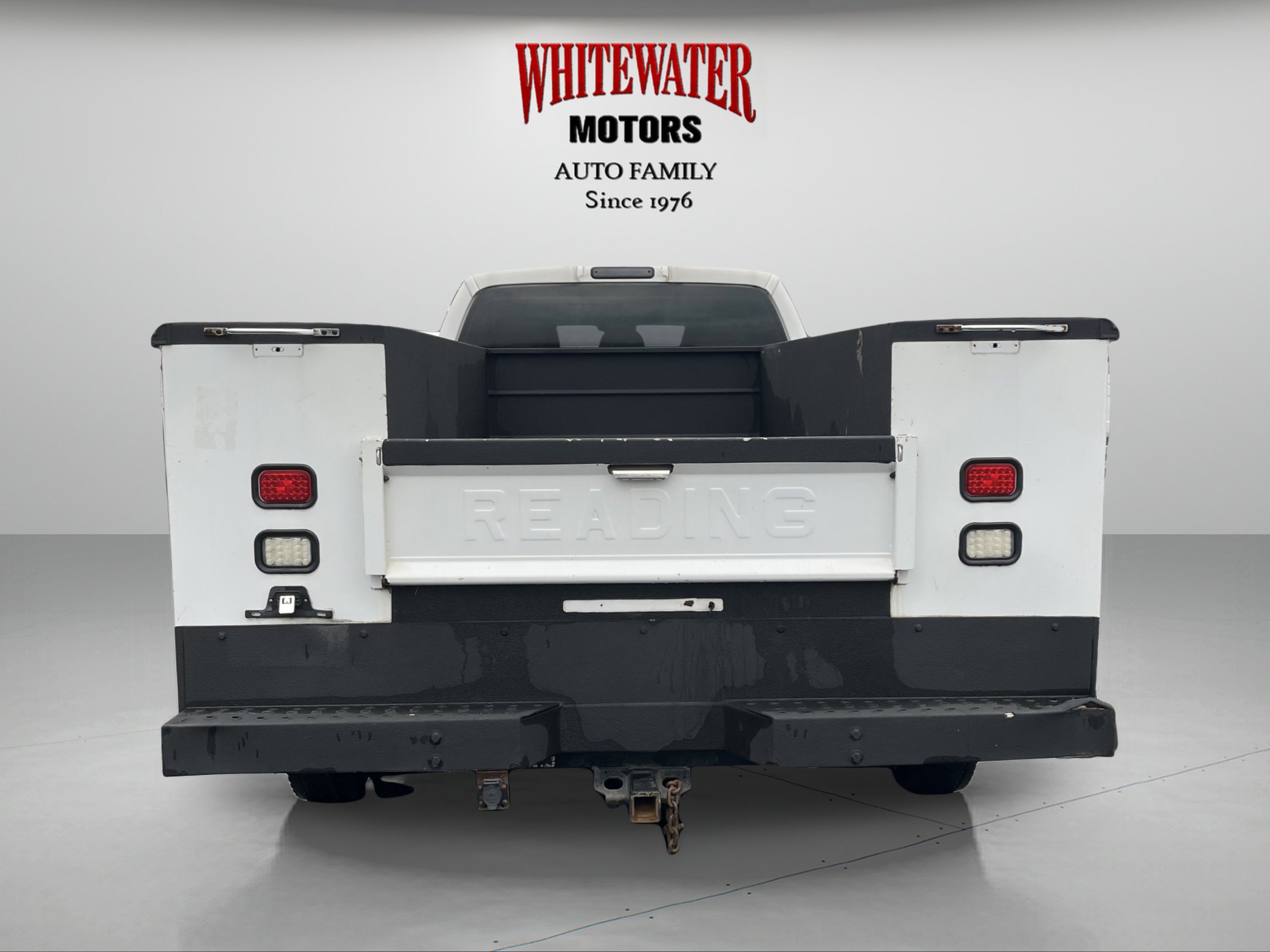 Used 2015 Ford F450 XL w/ Power Equipment Group image 4