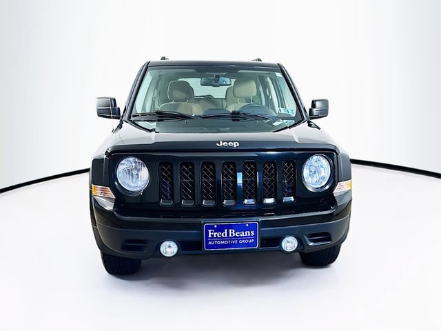 Used 2014 Jeep Patriot Latitude w/ Sun/Sound Group AWD/4WD image 2