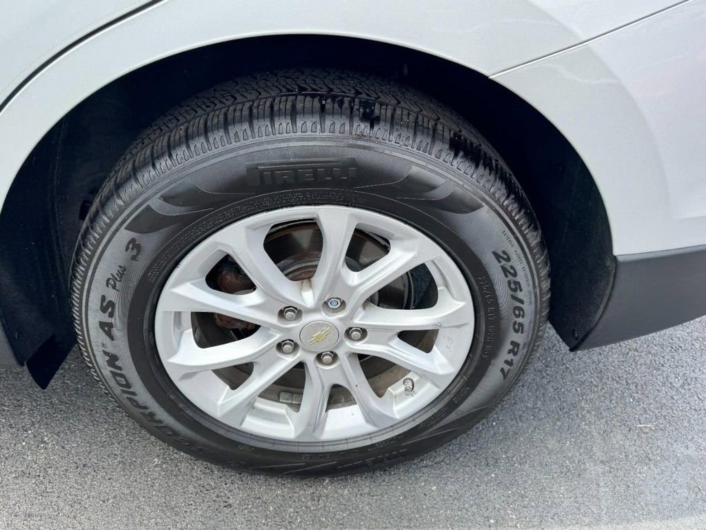 Used 2020 Chevrolet Equinox LS w/ LS Convenience Package image 7
