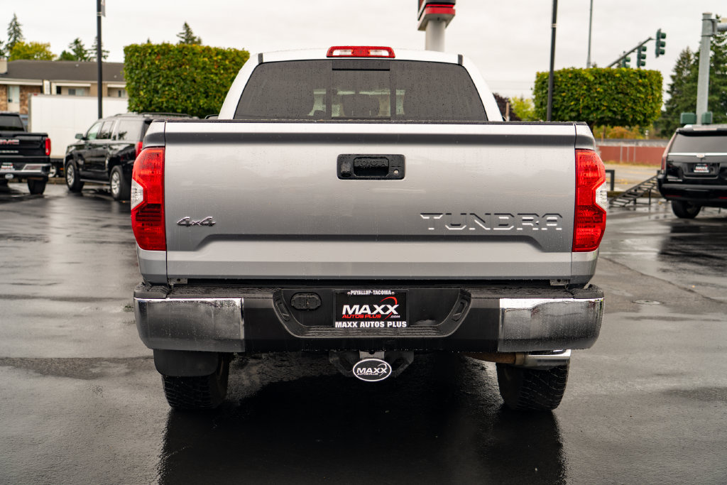 Used 2016 Toyota Tundra SR5 w/ SR5 Upgrade Package AWD/4WD image 9