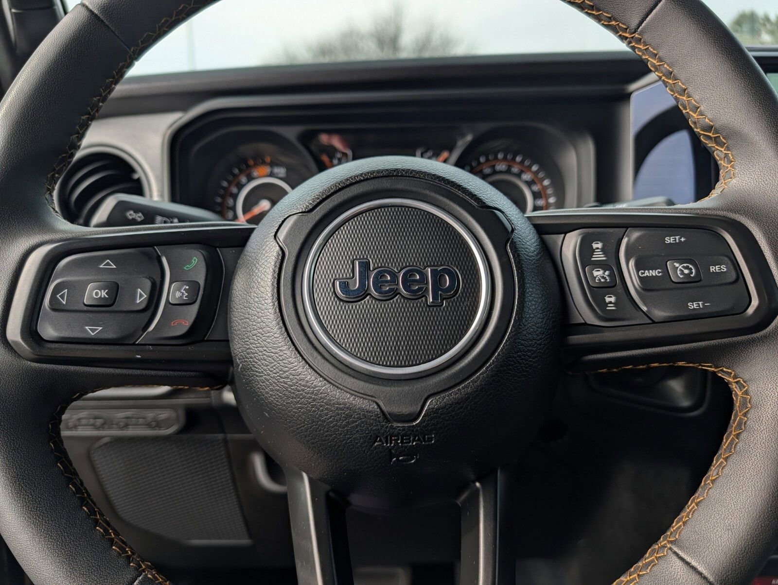 Used 2024 Jeep Wrangler Willys image 31