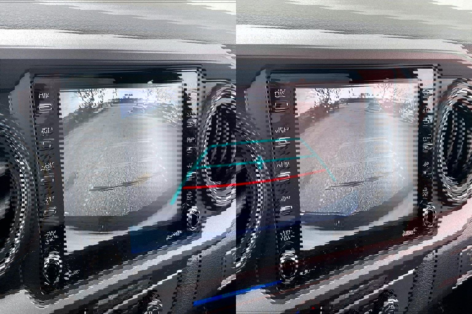 Used 2023 Toyota Tacoma TRD Off-Road image 26