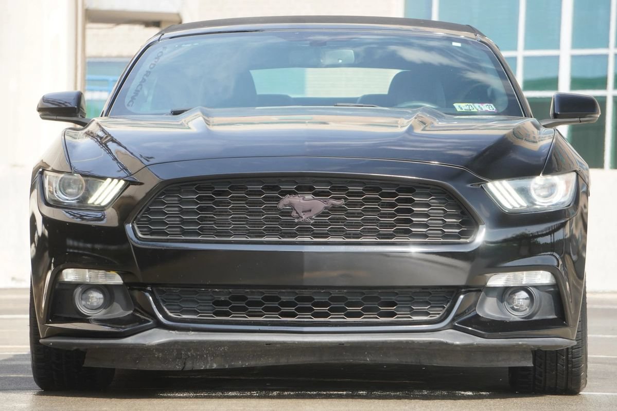 Used 2015 Ford Mustang Premium RWD image 29