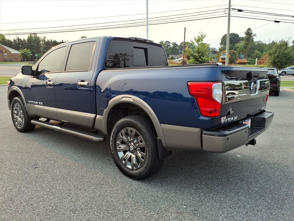Used 2019 Nissan Titan Platinum Reserve AWD/4WD image 12