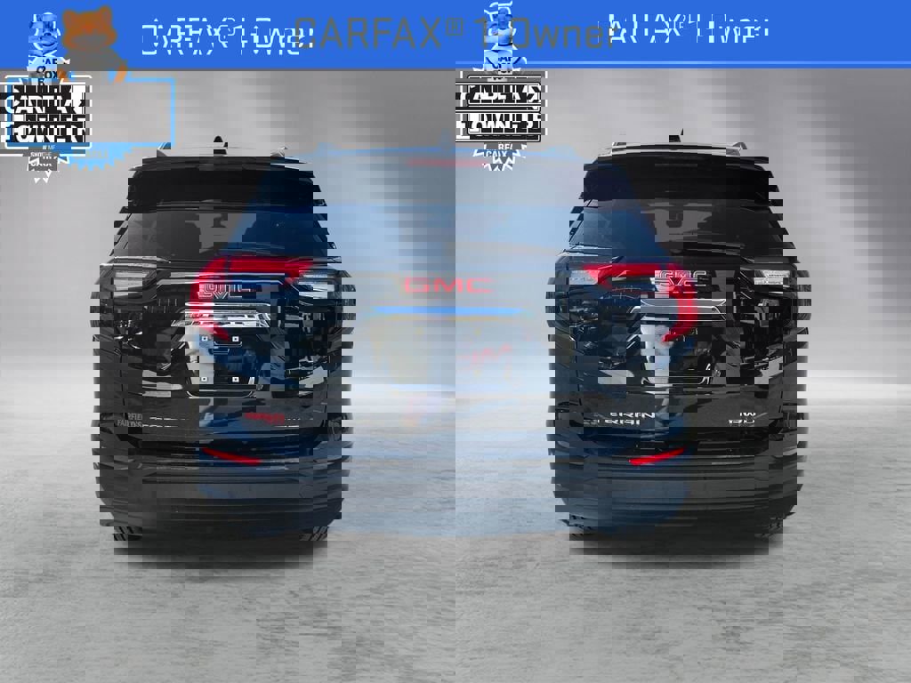 Used 2023 GMC Terrain SLE w/ Driver Convenience Package image 4