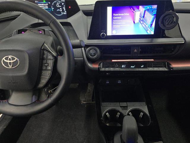 Used 2025 Toyota Prius Plug-In Hybrid image 6