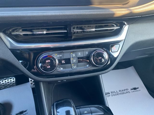 Used 2024 Buick Envista Sport Touring w/ Experience Buick Package FWD image 13