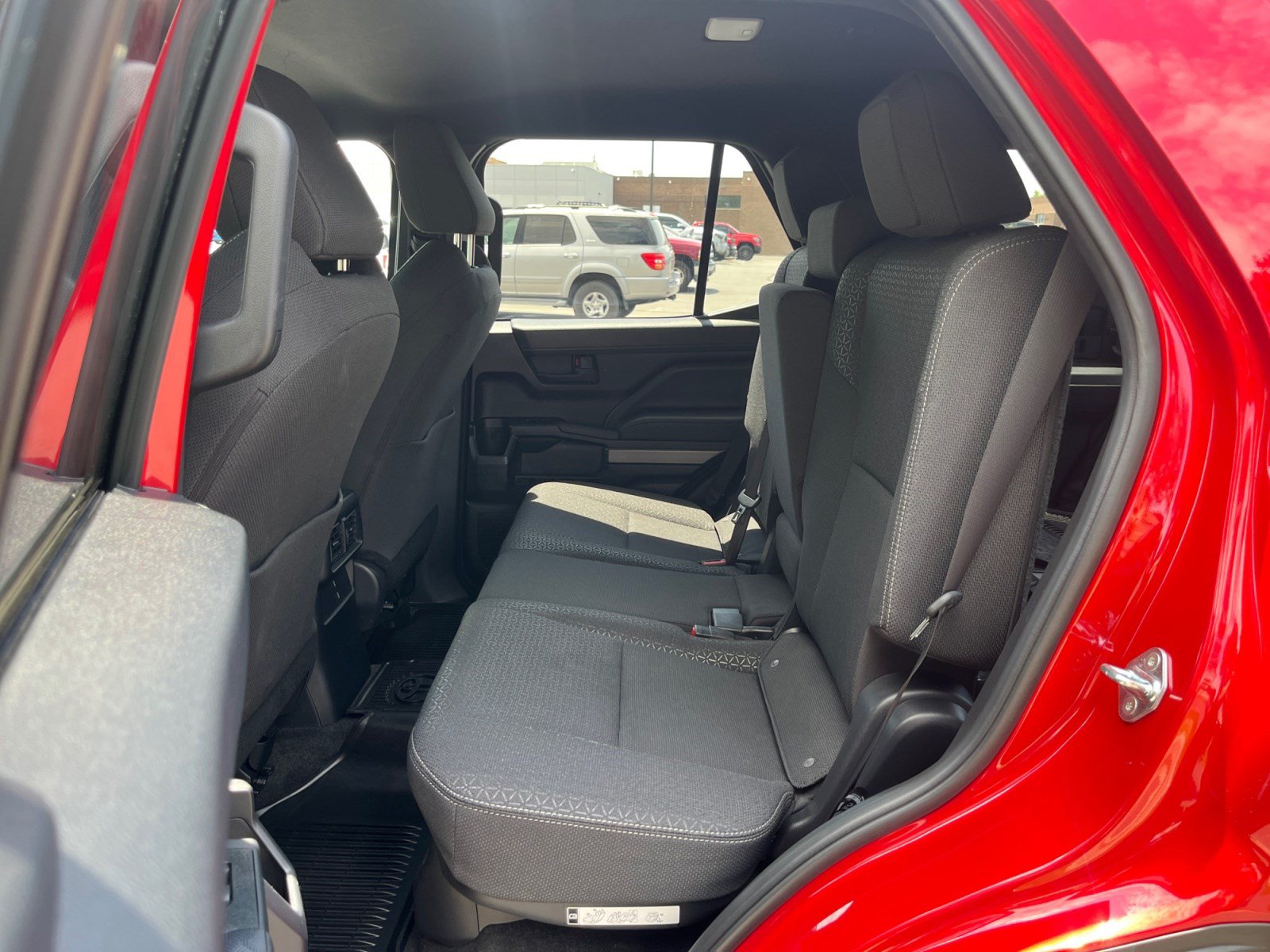 Certified 2026 Toyota 4Runner SR5 AWD/4WD image 25