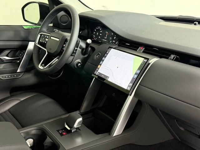 New 2025 Land Rover Discovery Sport S image 31